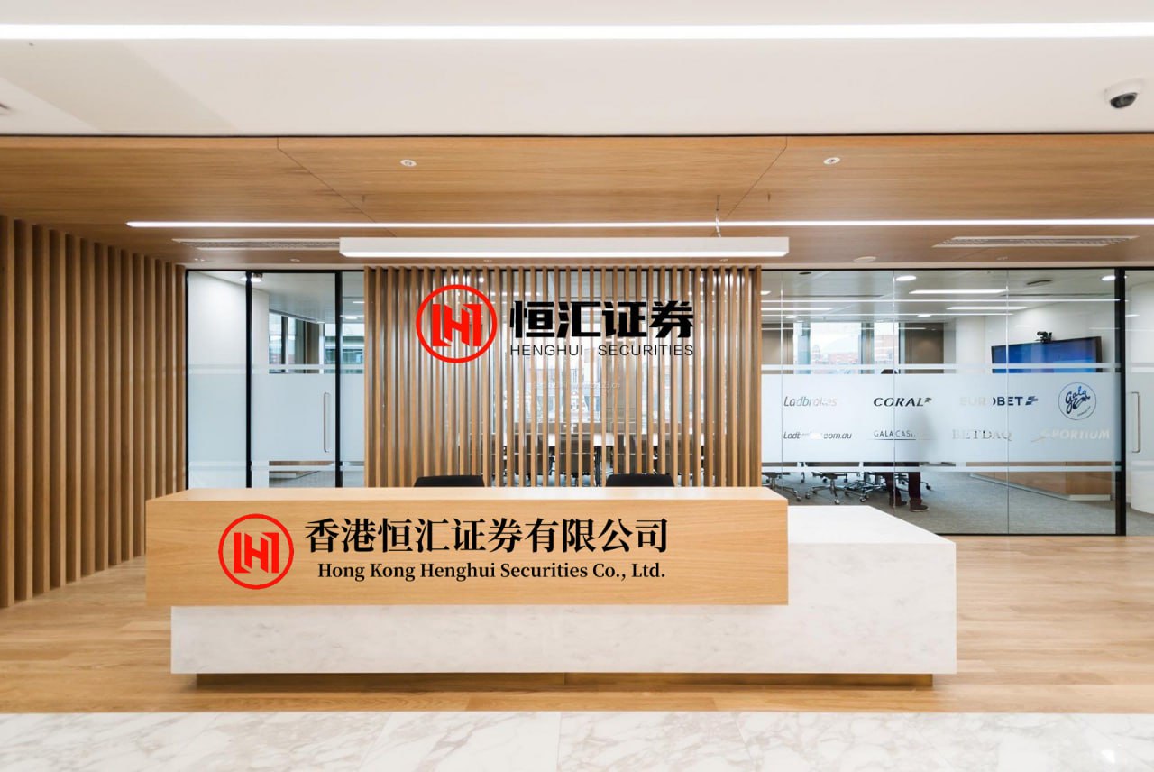 98策略 乳业大转向：常温奶失宠，乳企“卷”鲜奶、拼奶粉